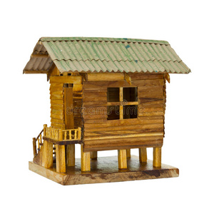 木制品與紙制品在門窗應用中的比較