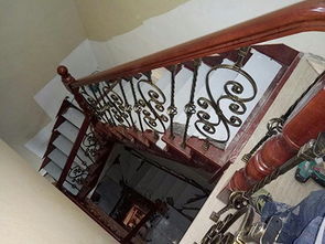 品質生活的木質美學 探尋天津河西區(qū)鼎升實木全屋定制與櫥柜樓梯工藝